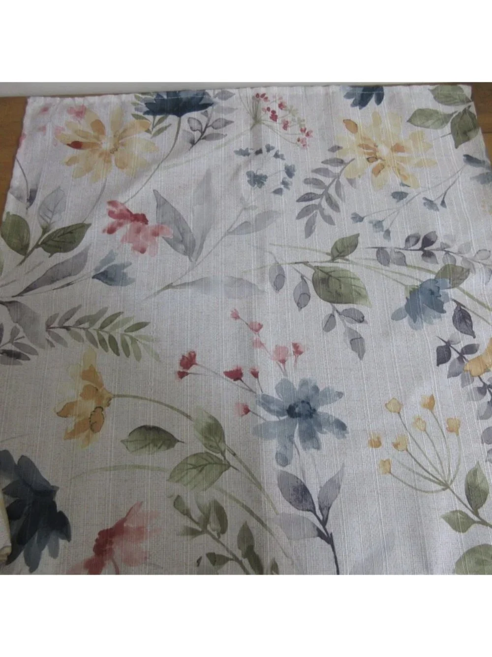 Food Network Fabric Dinner Napkins Amberly Floral 20